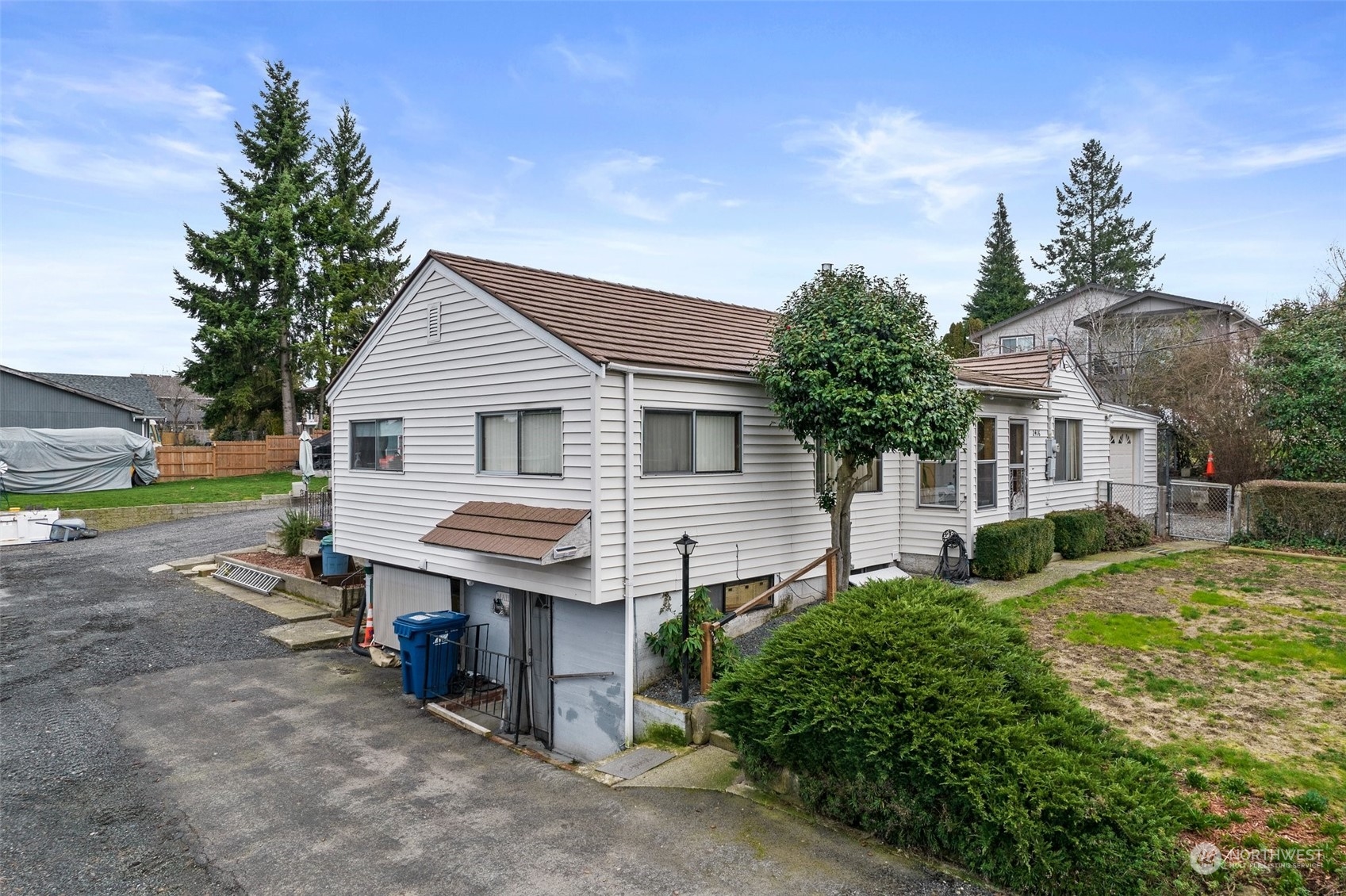 2416 NE 16th Street Renton WA 98056