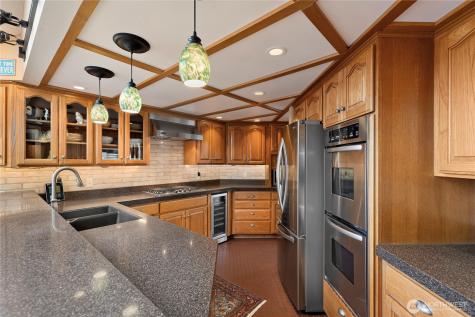 1837 E Woodhaven Lane Port Angeles WA 98362