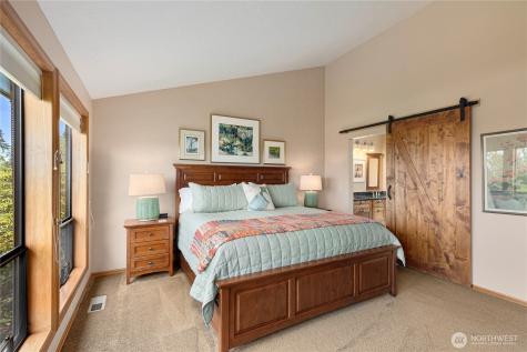 1837 E Woodhaven Lane Port Angeles WA 98362