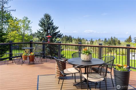 1837 E Woodhaven Lane Port Angeles WA 98362