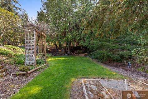 1837 E Woodhaven Lane Port Angeles WA 98362