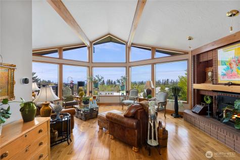1837 E Woodhaven Lane Port Angeles WA 98362
