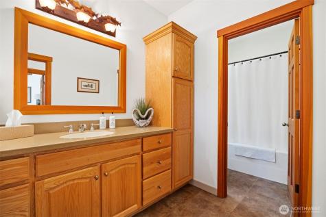 9474 Freedom Place Blaine WA 98230