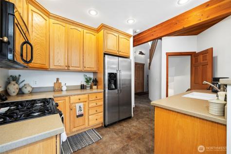 9474 Freedom Place Blaine WA 98230