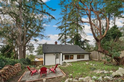 350 N Sunset Drive Camano Island WA 98282