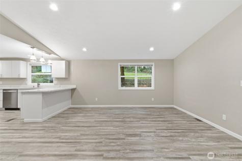 12520 SW Lindi Lane Port Orchard WA 98367
