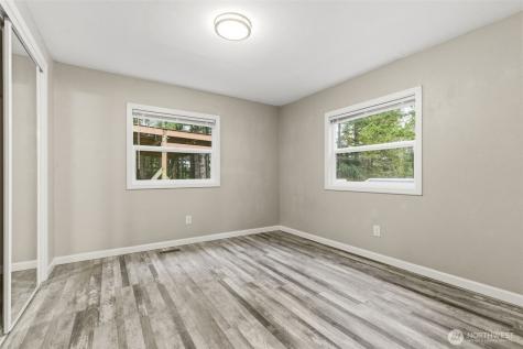 12520 SW Lindi Lane Port Orchard WA 98367