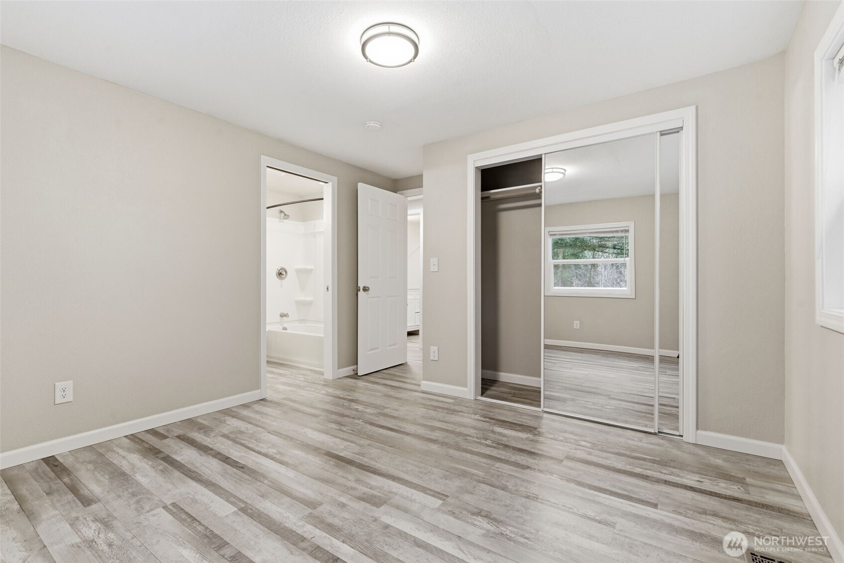 12520 SW Lindi Lane Port Orchard WA 98367