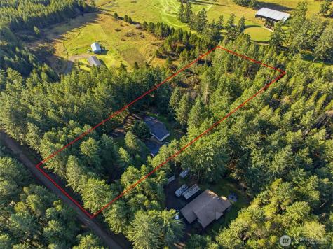 12520 SW Lindi Lane Port Orchard WA 98367