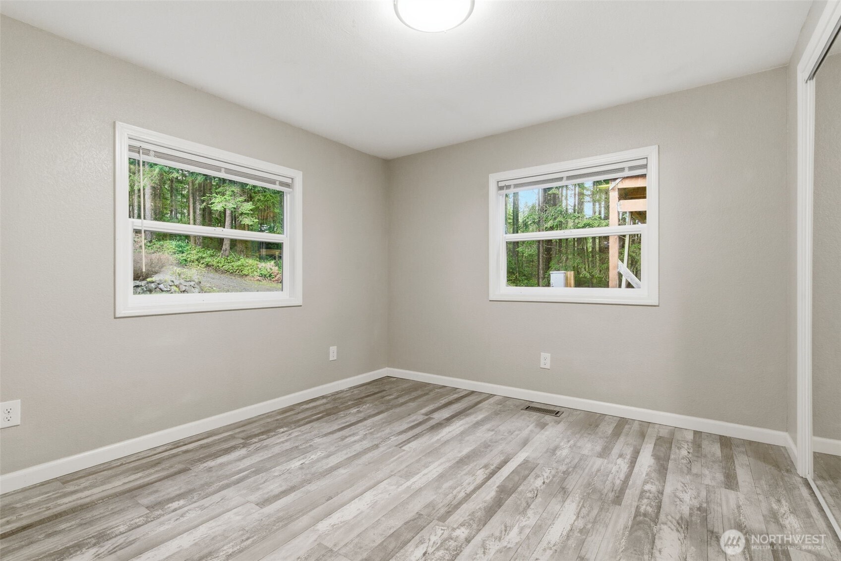 12520 SW Lindi Lane Port Orchard WA 98367