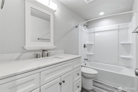 12520 SW Lindi Lane Port Orchard WA 98367
