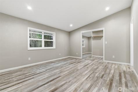 12520 SW Lindi Lane Port Orchard WA 98367