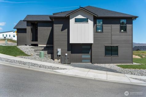 982 Spring Mountain Drive Wenatchee WA 98801
