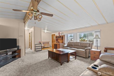 12513 123rd Avenue Ct E Puyallup WA 98374
