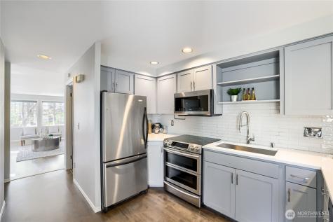 806 NW 52nd Street Seattle WA 98107