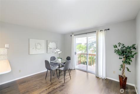 806 NW 52nd Street Seattle WA 98107