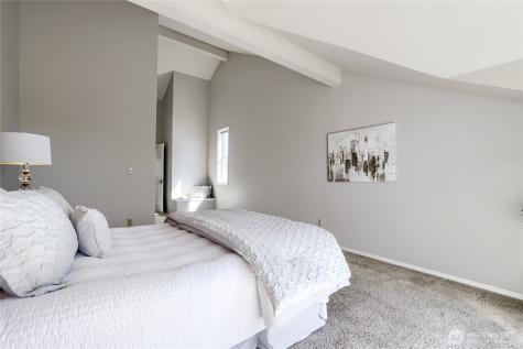 806 NW 52nd Street Seattle WA 98107