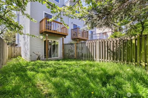 806 NW 52nd Street Seattle WA 98107