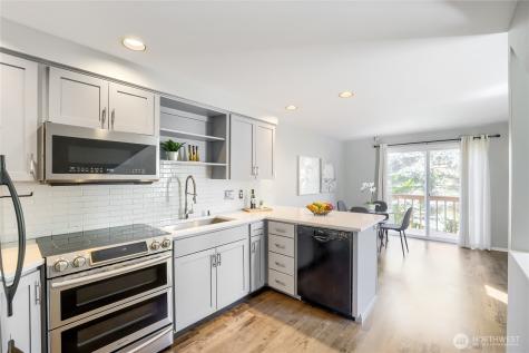 806 NW 52nd Street Seattle WA 98107