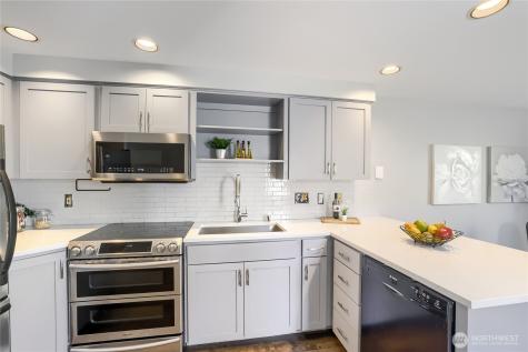806 NW 52nd Street Seattle WA 98107