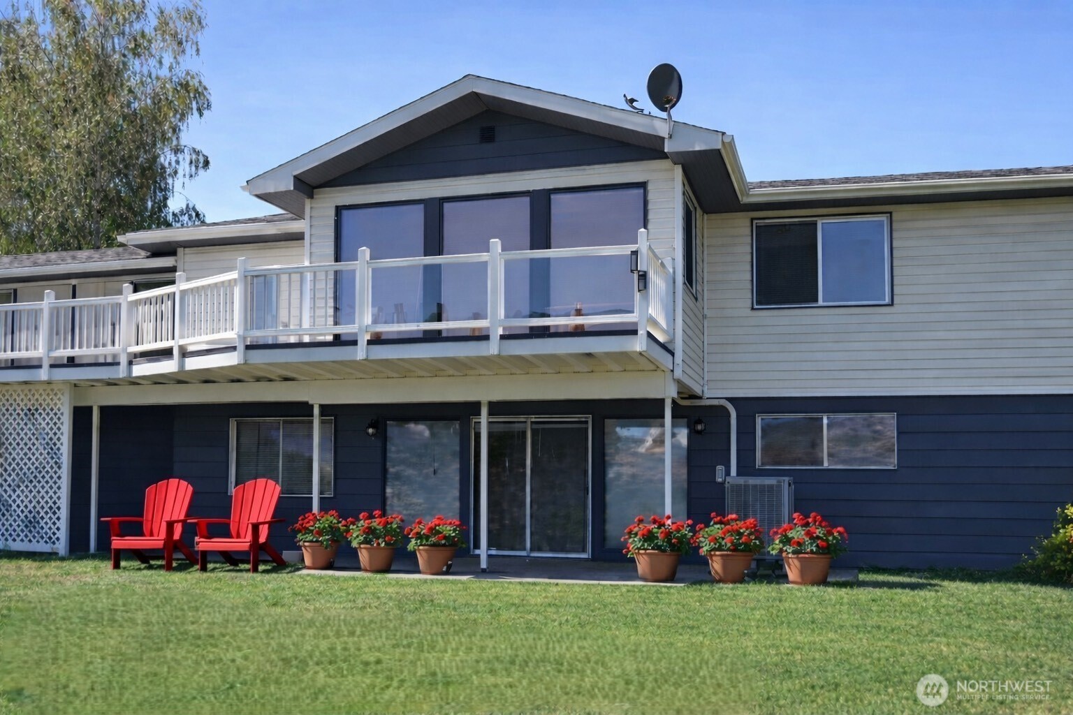 107 Westlake Road Oroville WA 98844