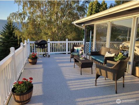 107 Westlake Road Oroville WA 98844