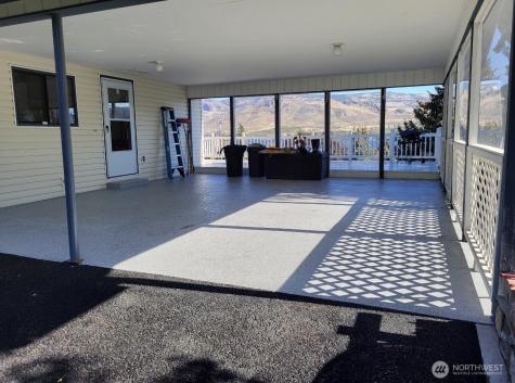 107 Westlake Road Oroville WA 98844