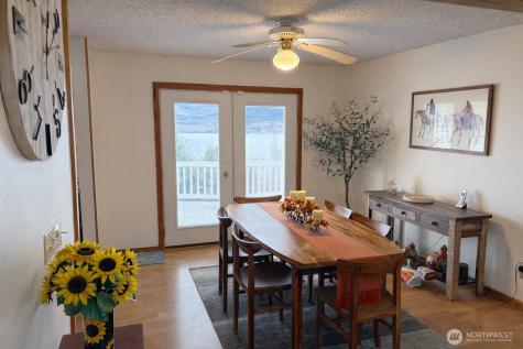 107 Westlake Road Oroville WA 98844