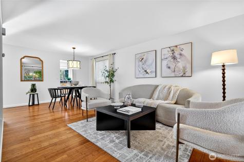 18628 10th Avenue SE Bothell WA 98012