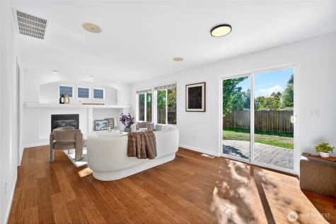 18628 10th Avenue SE Bothell WA 98012