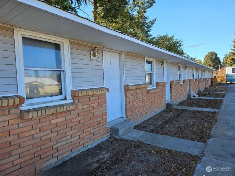 415 W Main Street Almira WA 99103