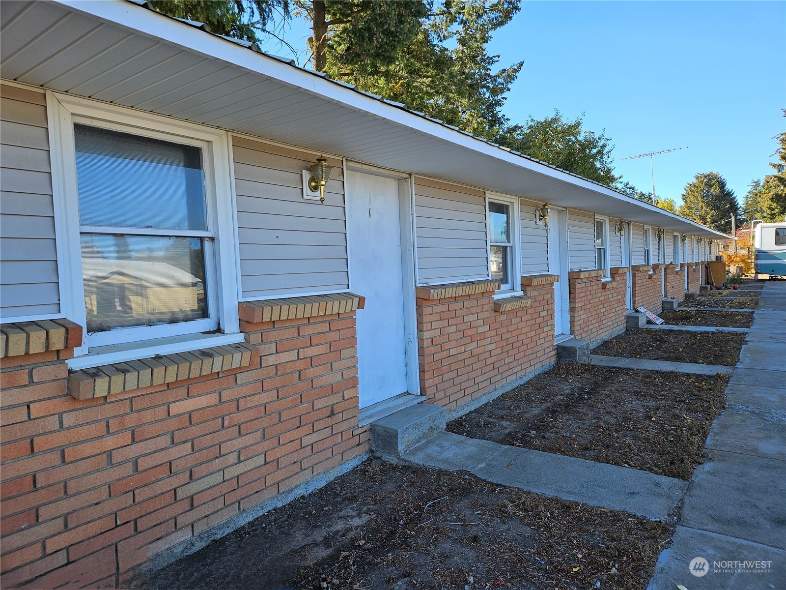 415 W Main Street Almira WA 99103