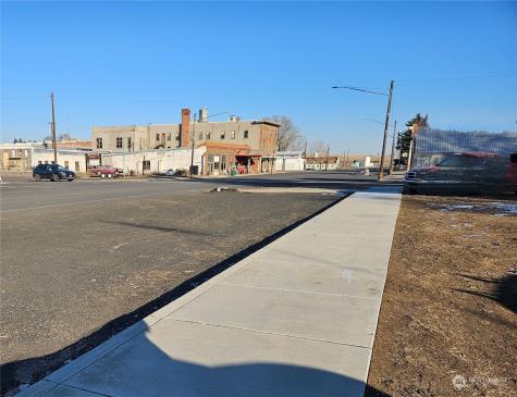 415 W Main Street Almira WA 99103