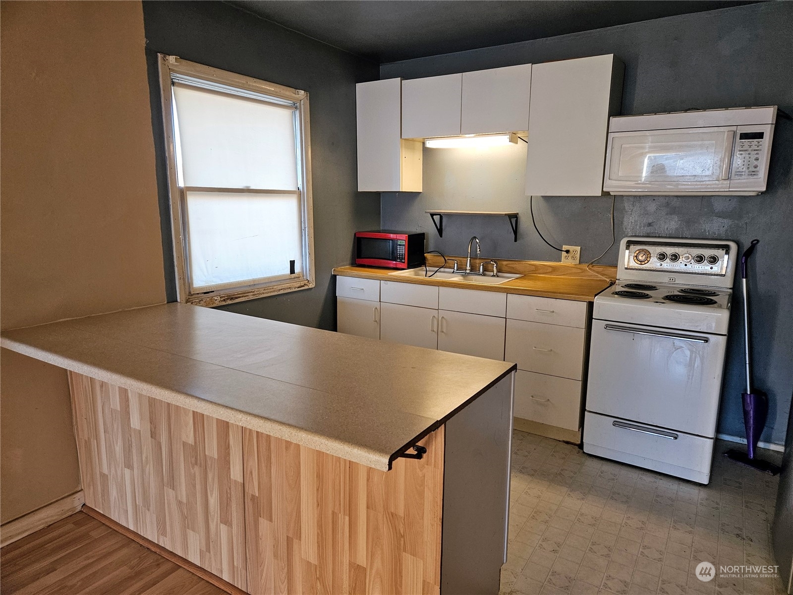 415 W Main Street Almira WA 99103