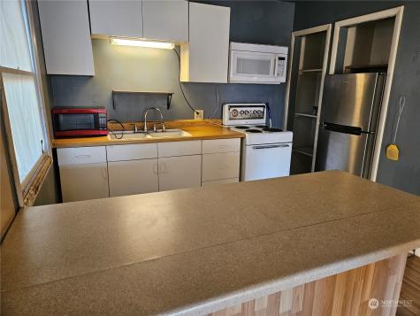 415 W Main Street Almira WA 99103