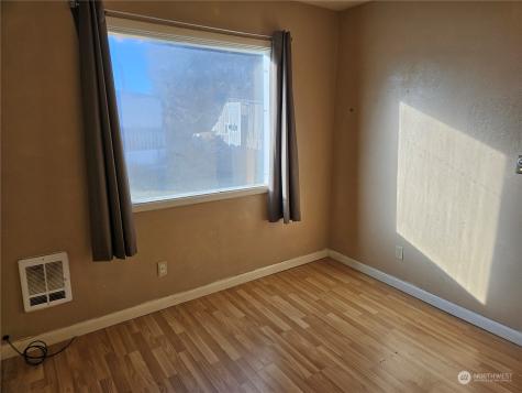 415 W Main Street Almira WA 99103
