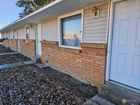 415 W Main Street Almira WA 99103