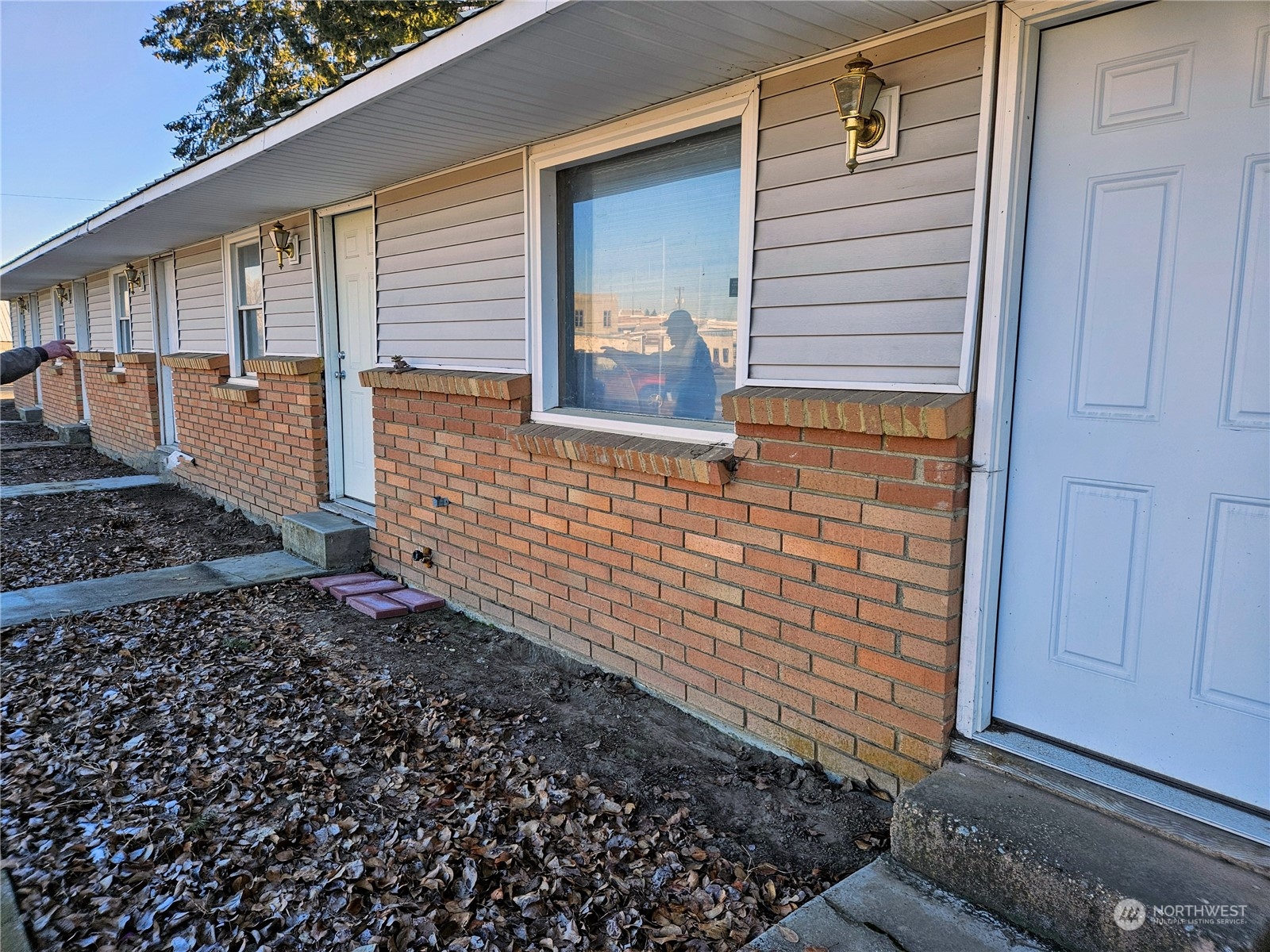 415 W Main Street Almira WA 99103