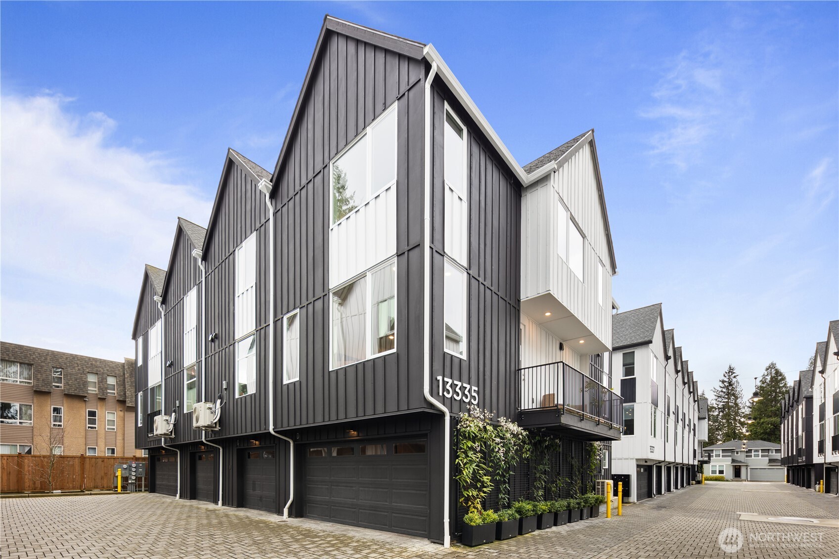 13335 Greenwood Avenue N Seattle WA 98133