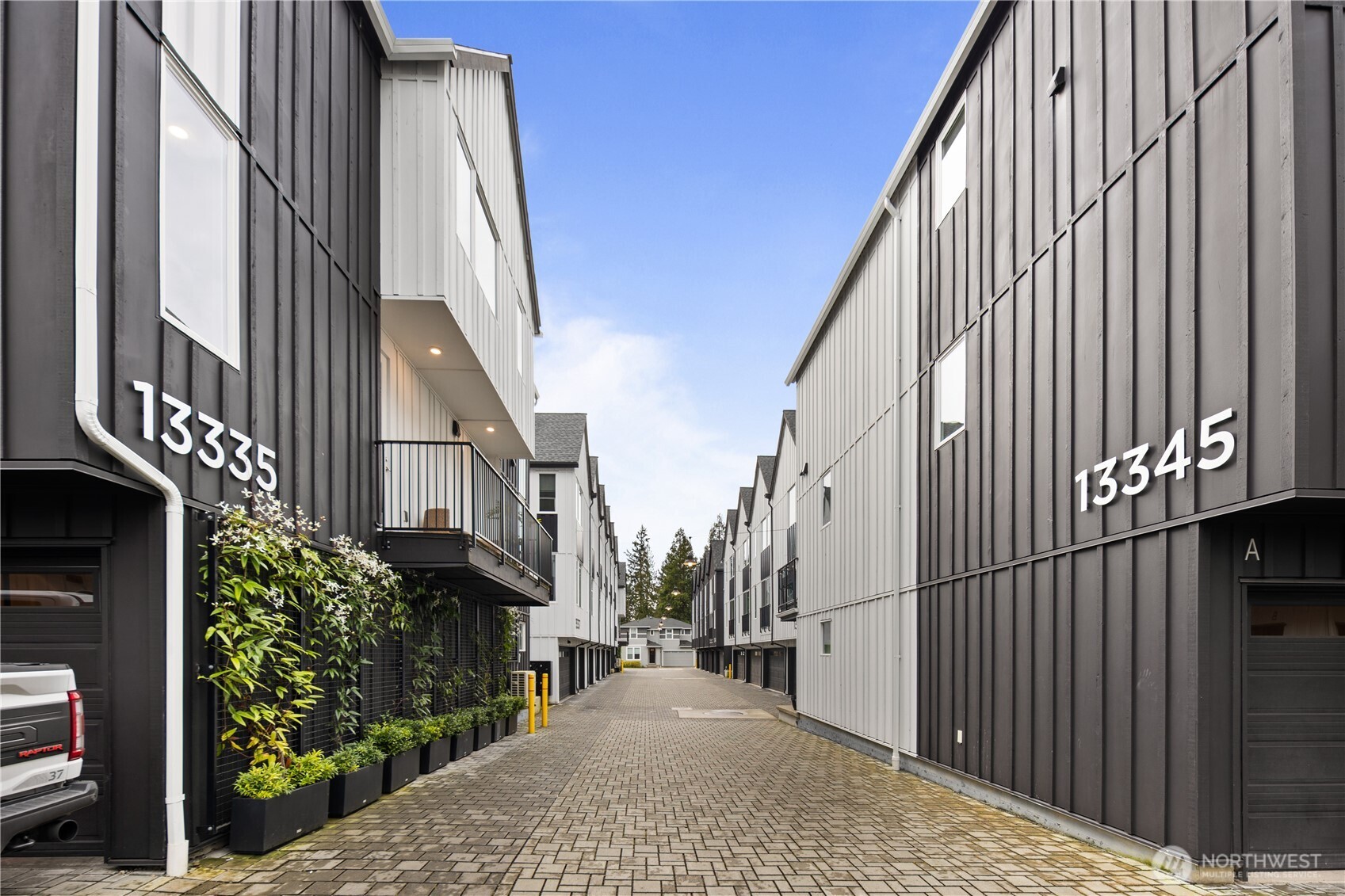 13335 Greenwood Avenue N Seattle WA 98133