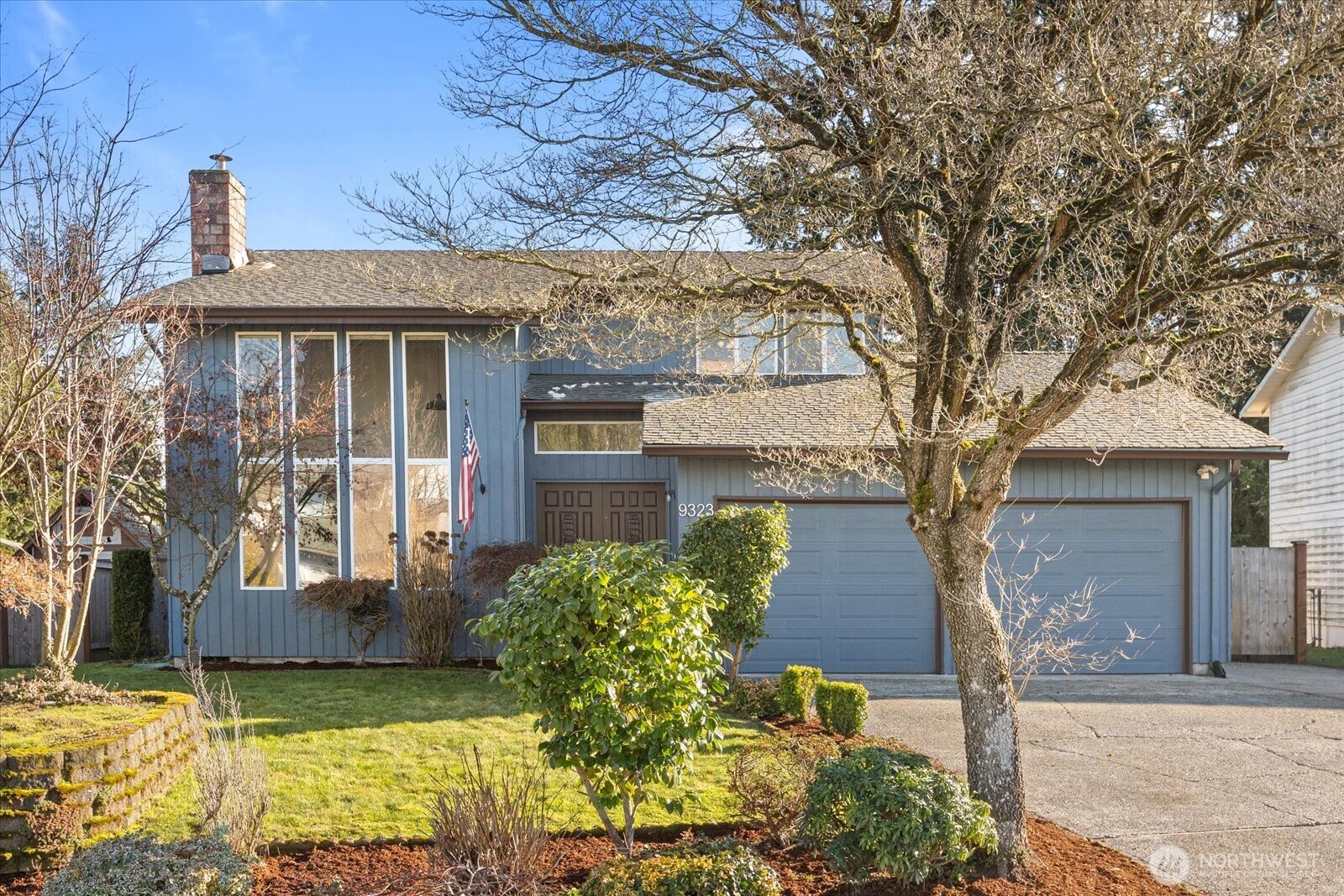 9323 10th Avenue SE Everett WA 98208