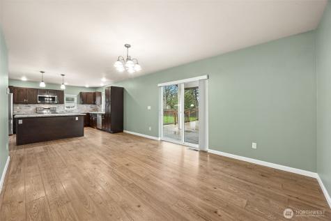 101 Murphy Lane S Rainier WA 98576