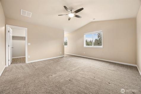 101 Murphy Lane S Rainier WA 98576