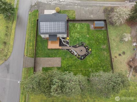 101 Murphy Lane S Rainier WA 98576