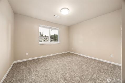 101 Murphy Lane S Rainier WA 98576