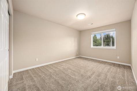101 Murphy Lane S Rainier WA 98576