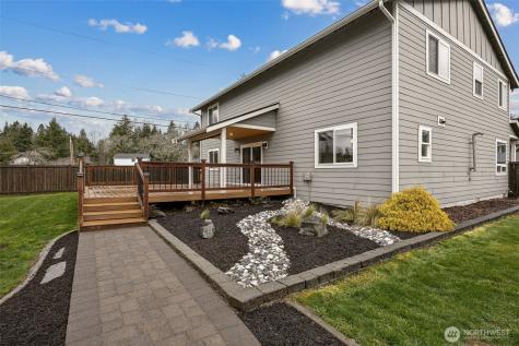 101 Murphy Lane S Rainier WA 98576