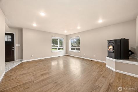 101 Murphy Lane S Rainier WA 98576