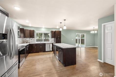 101 Murphy Lane S Rainier WA 98576