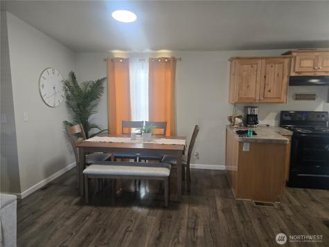 10302 Lakeview Avenue SW Lakewood WA 98499